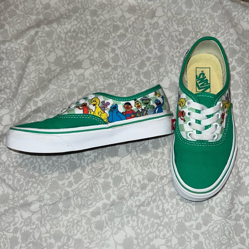 Sesame Street vans 1.5 shoes